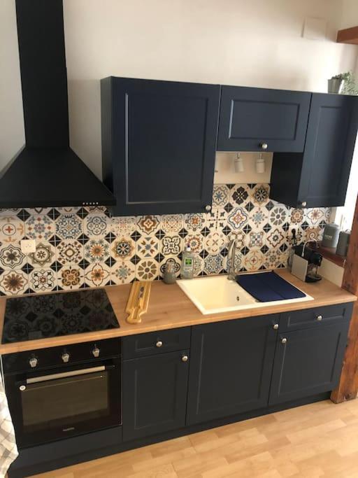 Appartement En Duplex A אוקסון מראה חיצוני תמונה